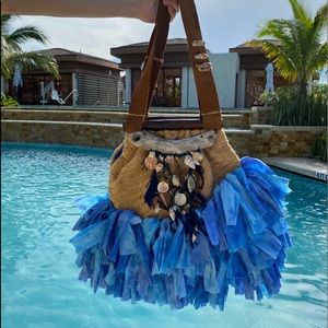 ONE OF A KIND HANDMADE NATURAL BAG. LARGE. BLUE. 2